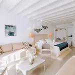 Naxian Emerald Hotel